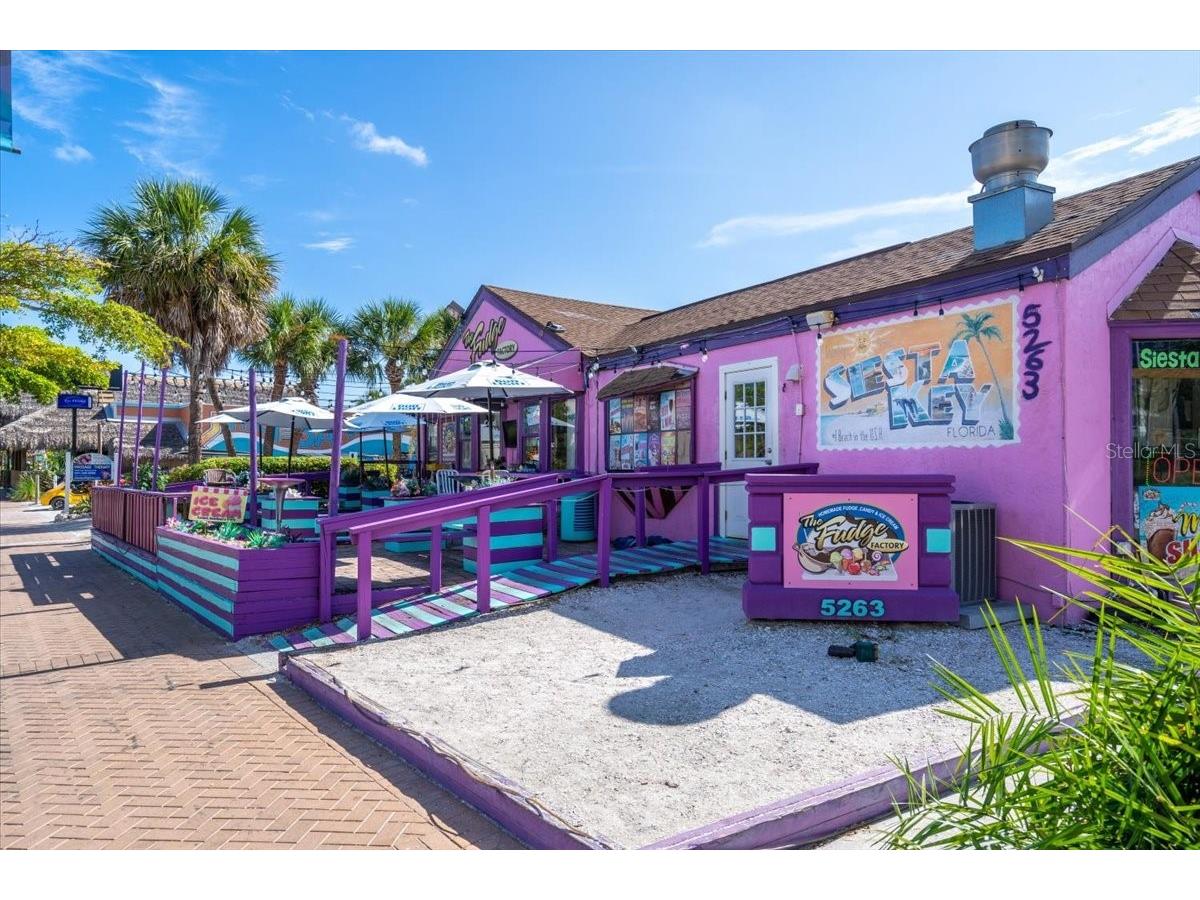 3205 Golden Eagle Lane Sarasota FL 34231 A4677694 image64