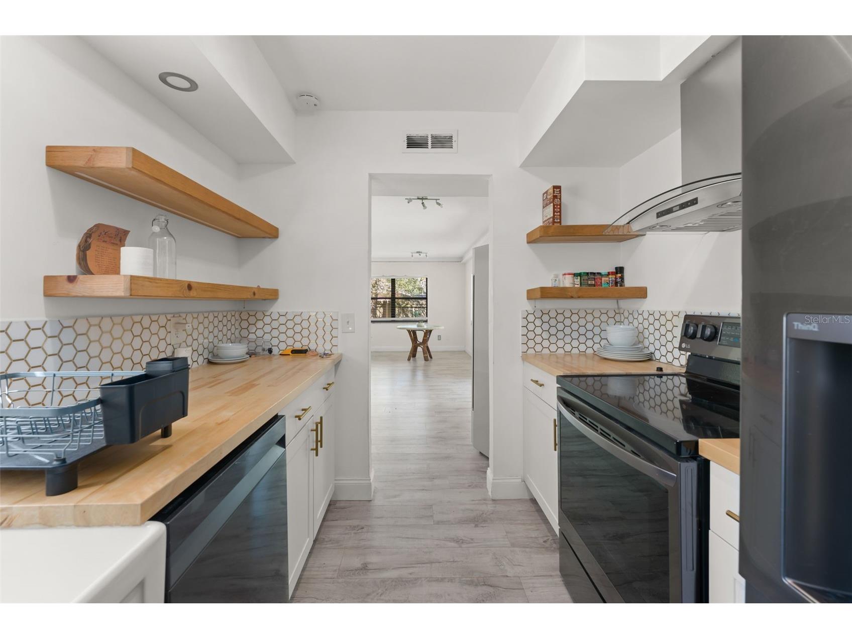 3205 Joyann Street Orlando FL 32810 O6388450 image7