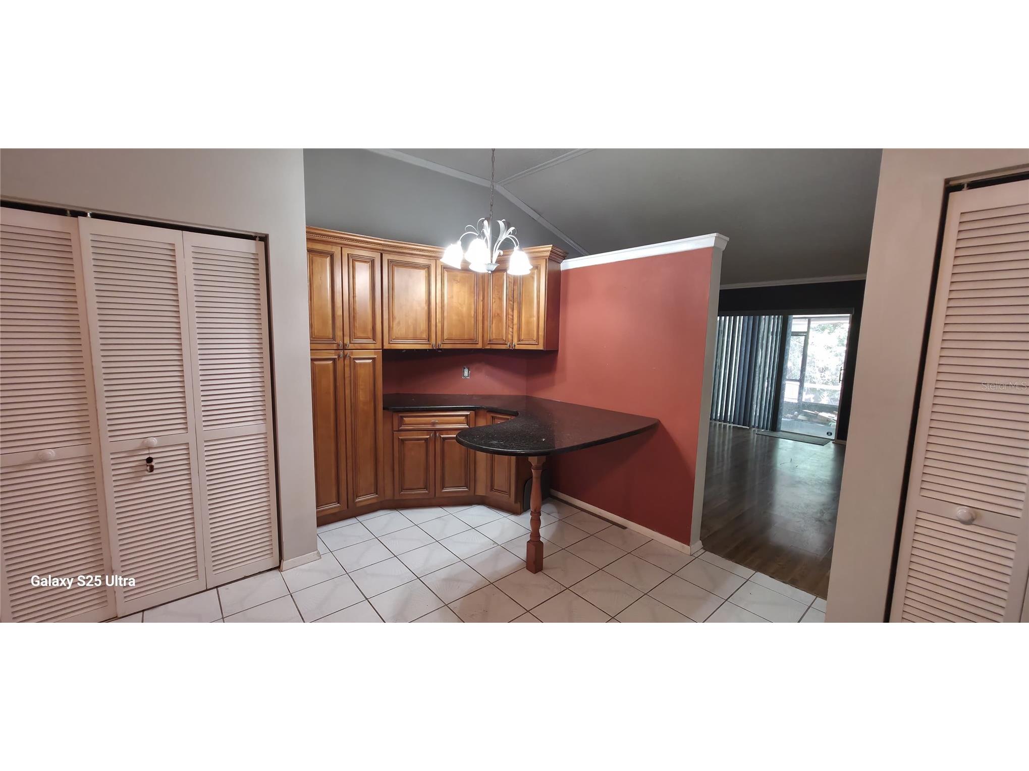3205 Laurel Dale Drive Tampa FL 33618 - LAKE MAGDALENE O6425108 image5