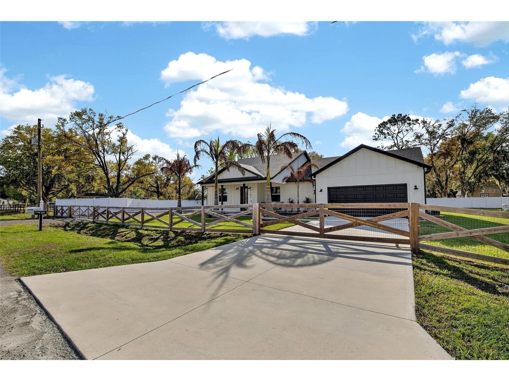 3205 Murray Farms Loop Plant City FL 33566 TB8485563 image40