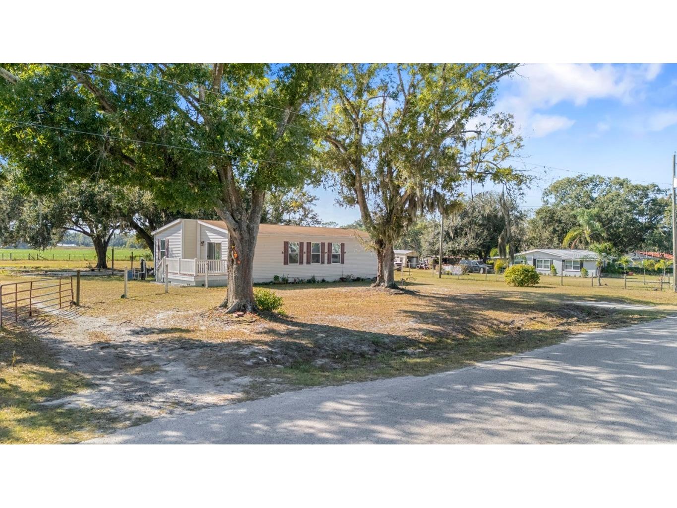 3205 Murray Farms Road Plant City FL 33566 TB8449881 image1