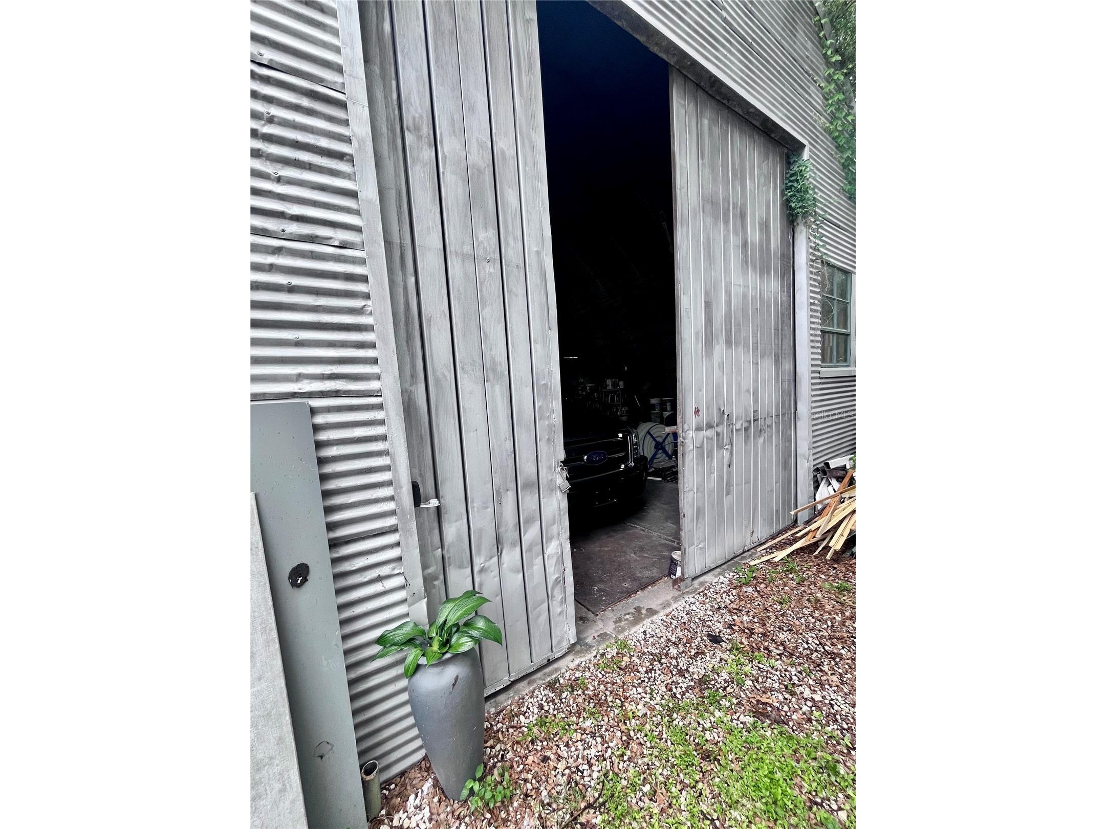 3205 N Florida Avenue Tampa FL 33603 TB8519779 image7