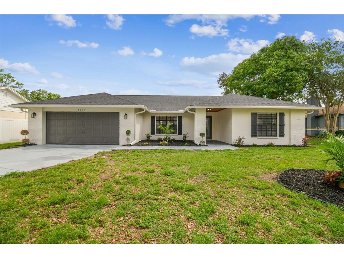 3205 Pleasant Lake Drive Tampa FL 33618 - LAKE HEATHER TB8385456 image1