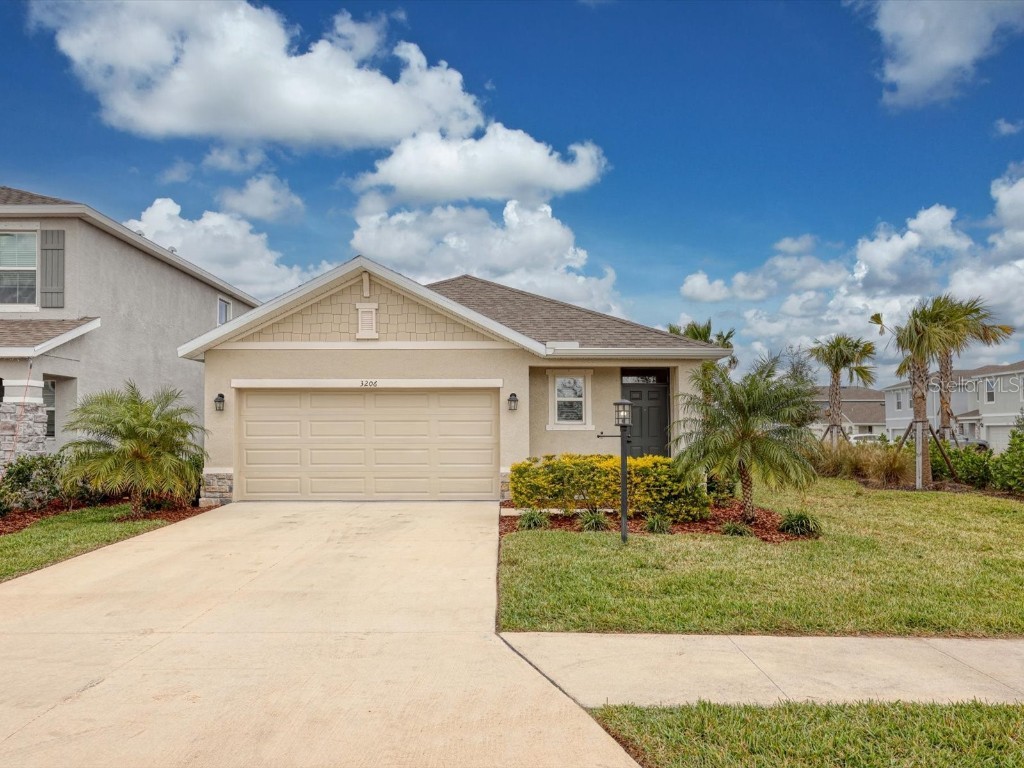 3206 Hilltop Circle Bradenton FL 34211 A4636344 image1