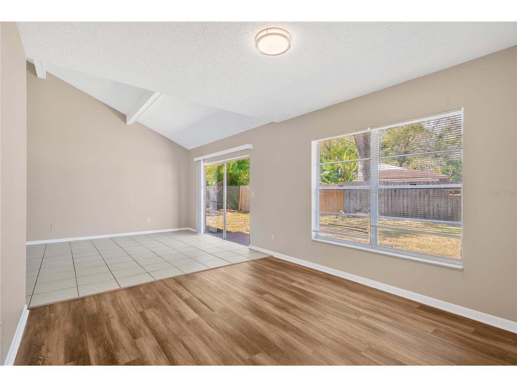 3206 Shady Glen Circle Tampa FL 33618 TB8466709 image18