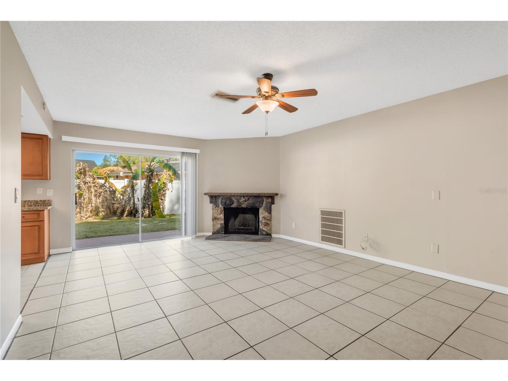 3206 Shady Glen Circle Tampa FL 33618 TB8466709 image23