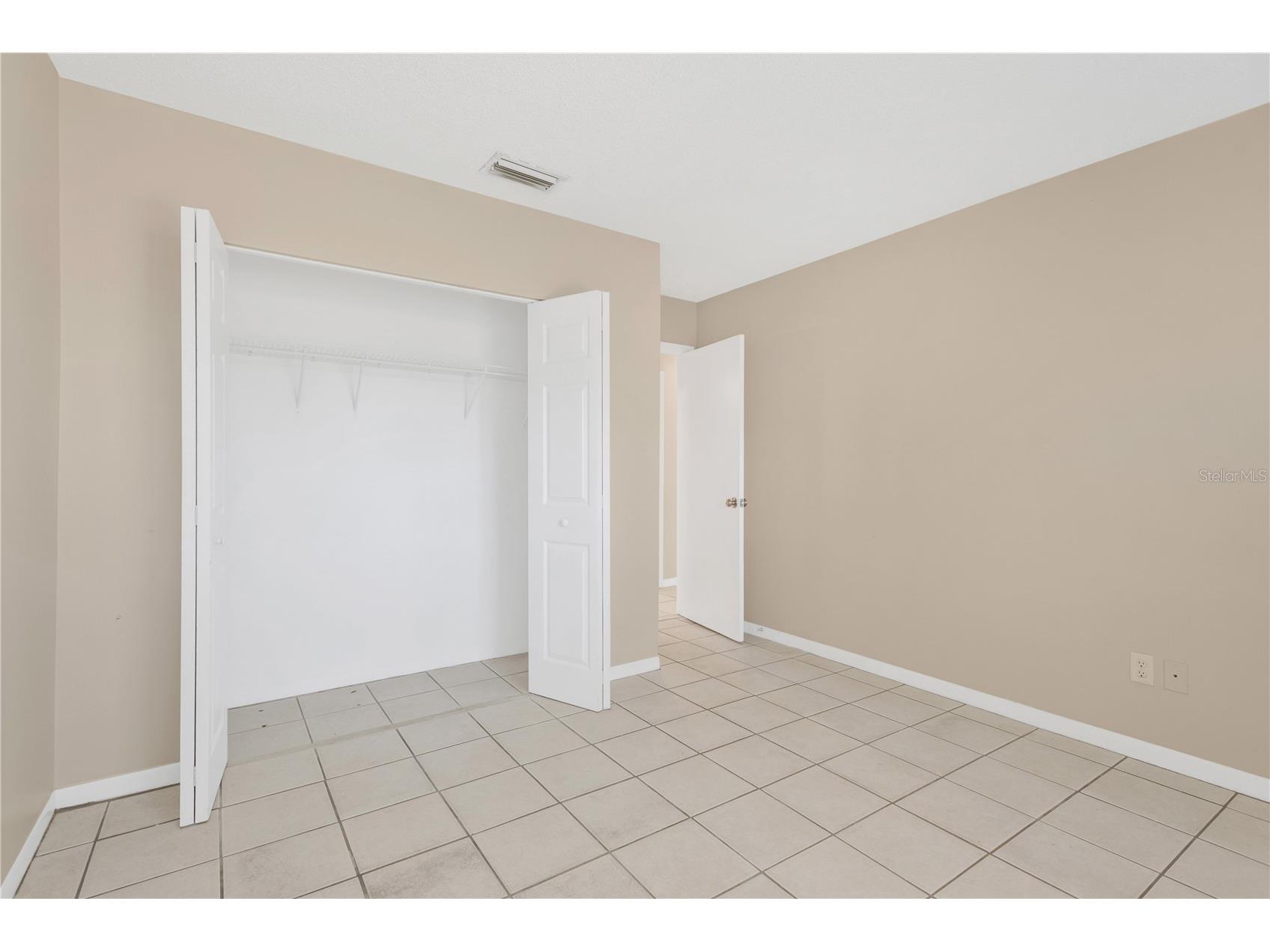 3206 Shady Glen Circle Tampa FL 33618 TB8466709 image7