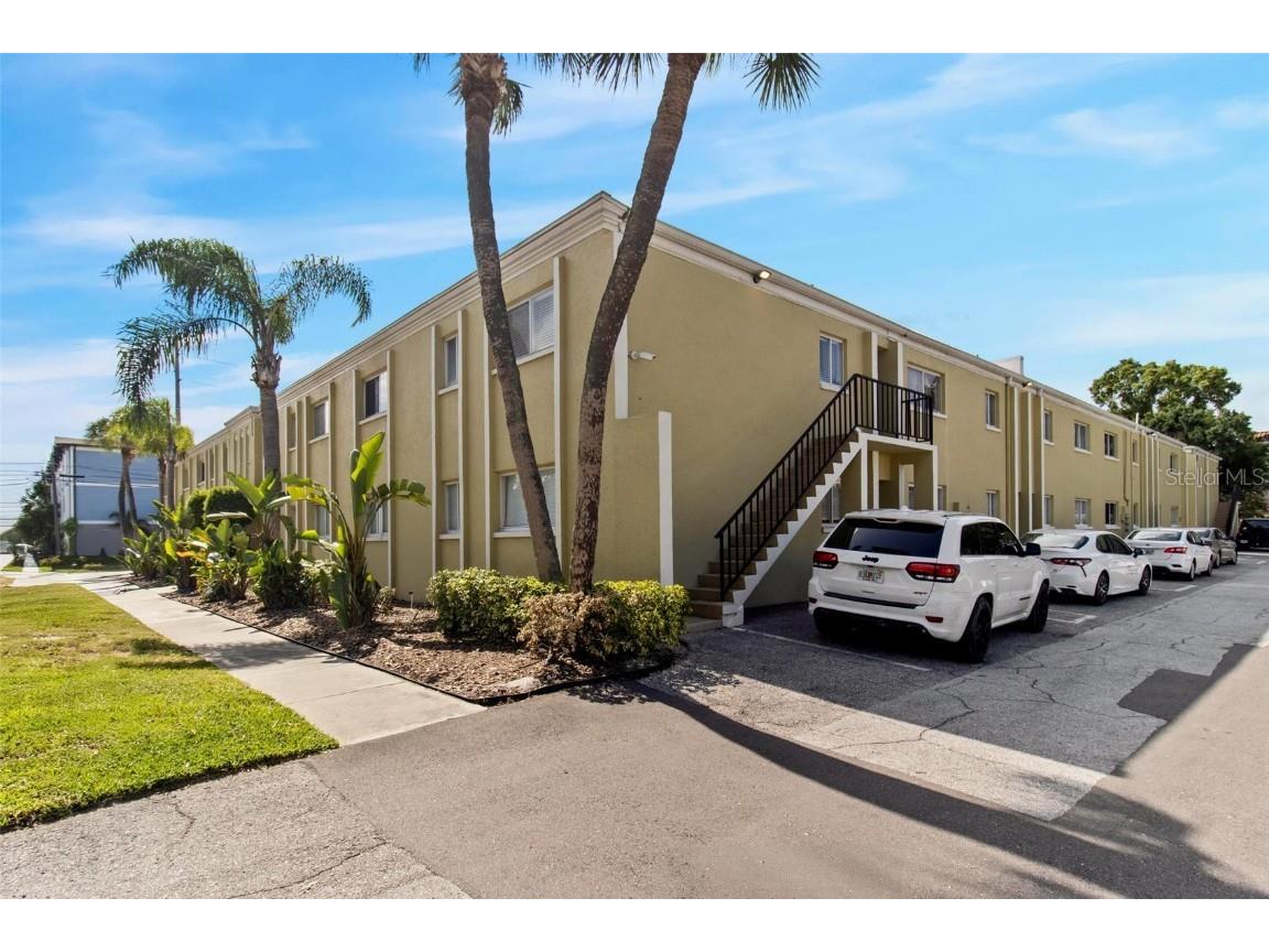 3206 W Azeele Street #104 Tampa FL 33609 TB8312212 image1