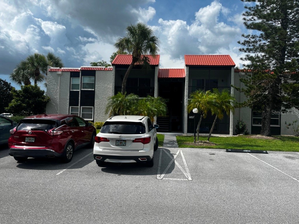 3207 Beneva Road #203 Sarasota FL 34232 A4543420 image1