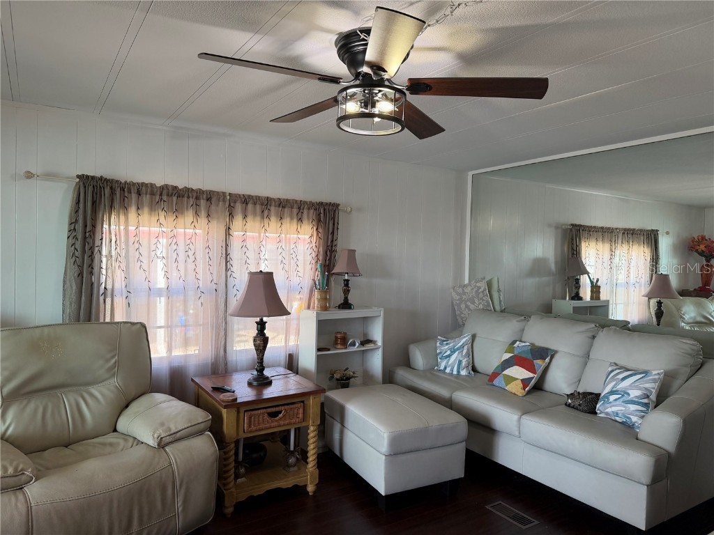 3207 Brewster Drive Holiday FL 34690 TB8444939 image10