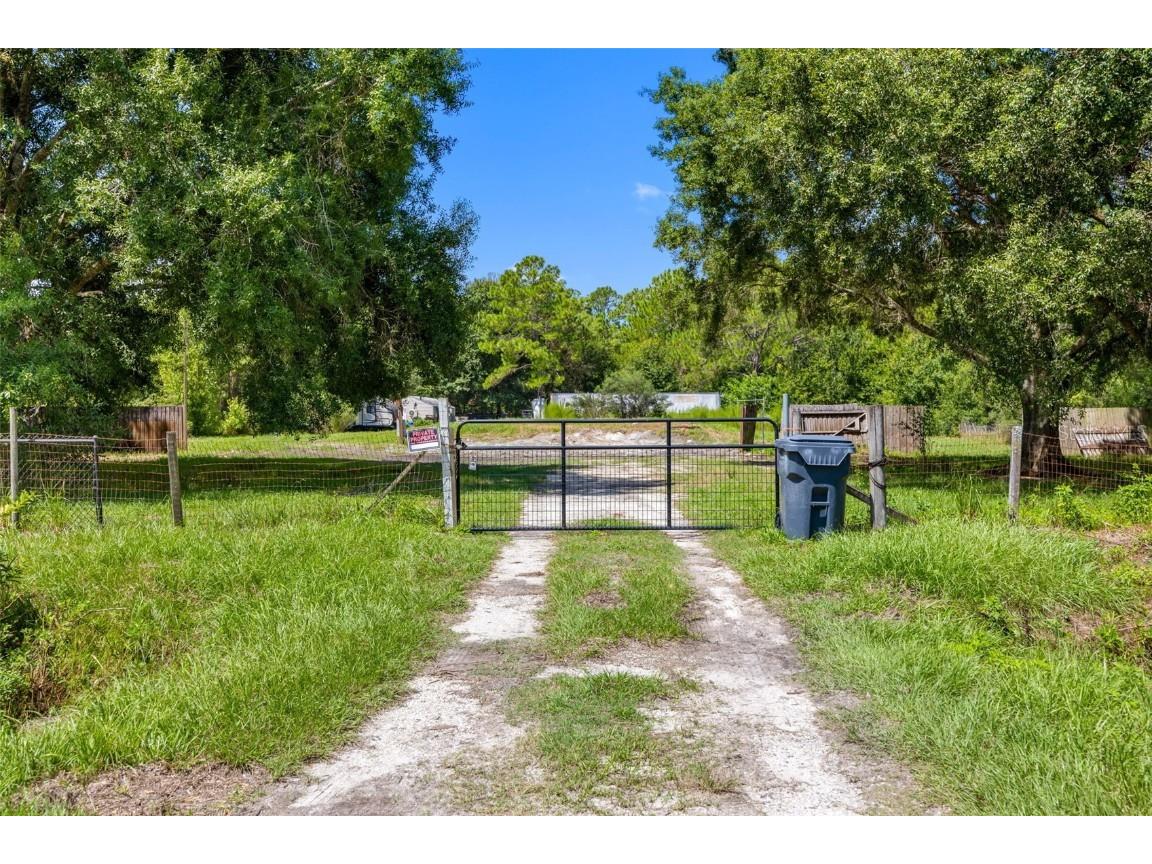 3207 Cypress Trails Drive Polk City FL 33868 TB8418043 image1
