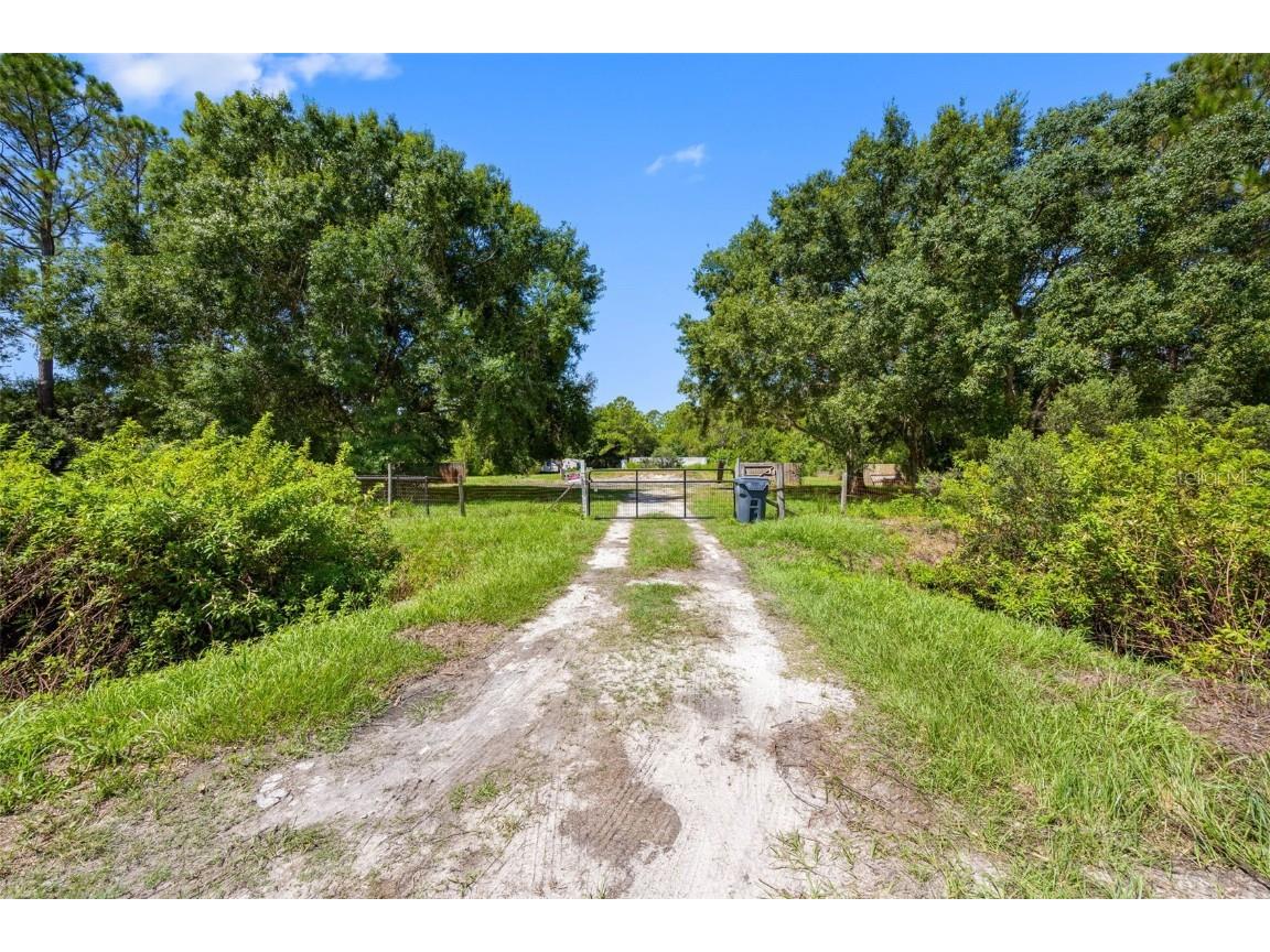 3207 Cypress Trails Drive Polk City FL 33868 TB8418043 image12