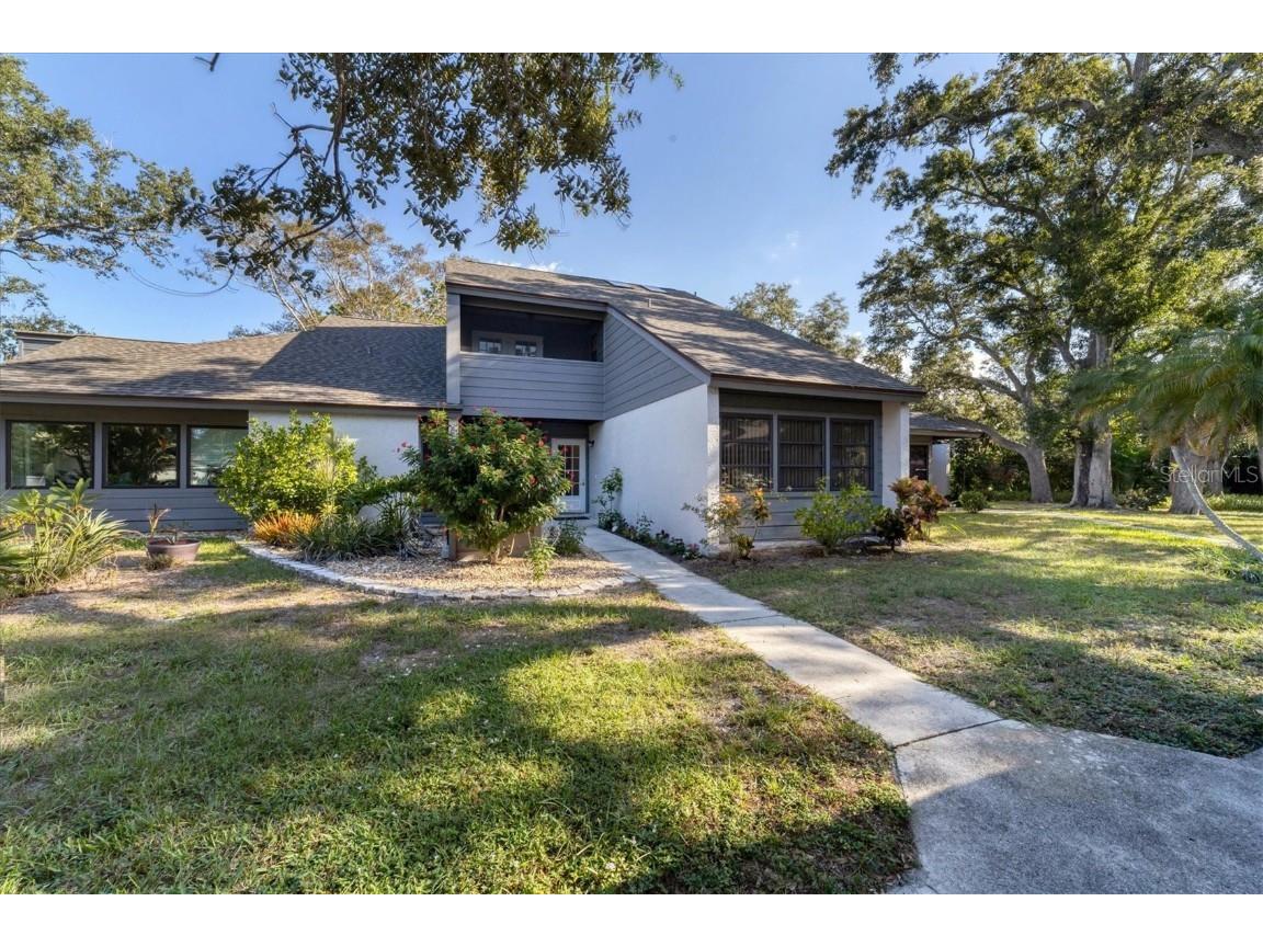 3207 Golden Eagle Lane Sarasota FL 34231 A4587192 image1