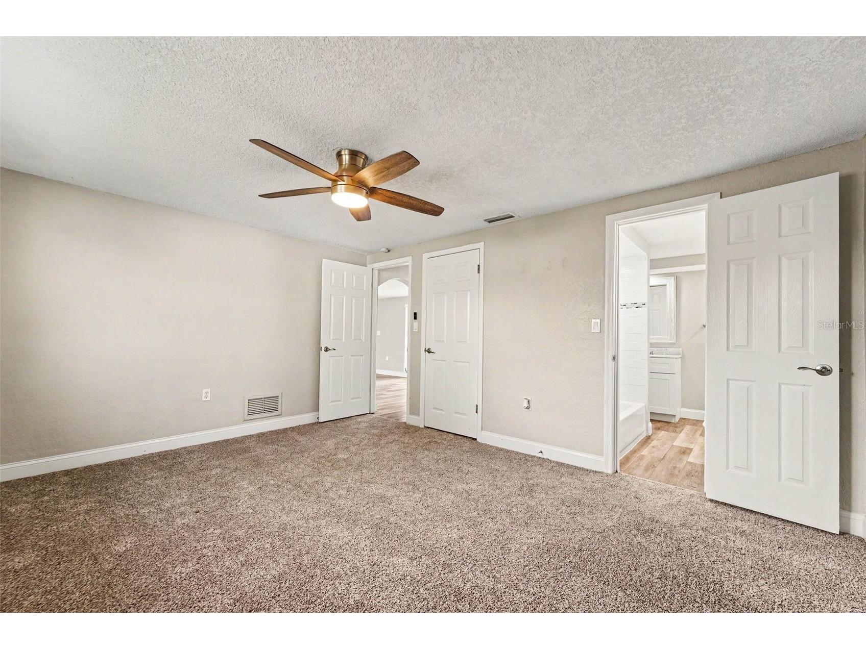 3207 Salisbury Drive Holiday FL 34691 O6417244 image8