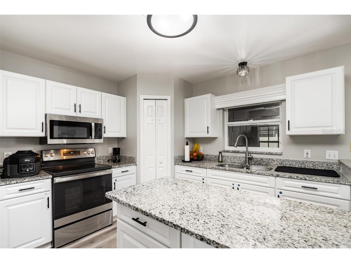 3207 Scenic Woods Drive Deltona FL 32725 TB8424887 image10