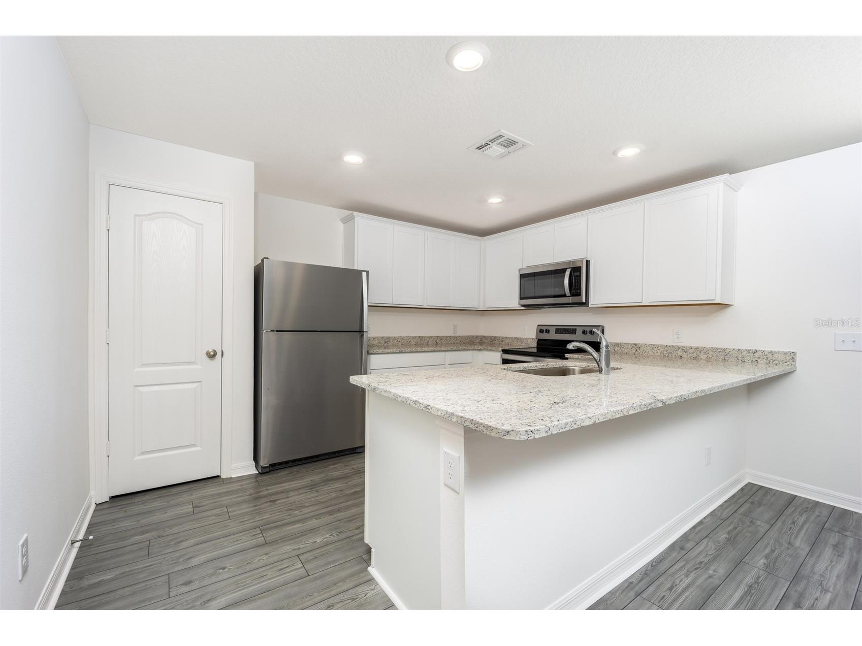 3207 Seville Street Lake Alfred FL 33850 - GUM LAKE TB8459755 image3