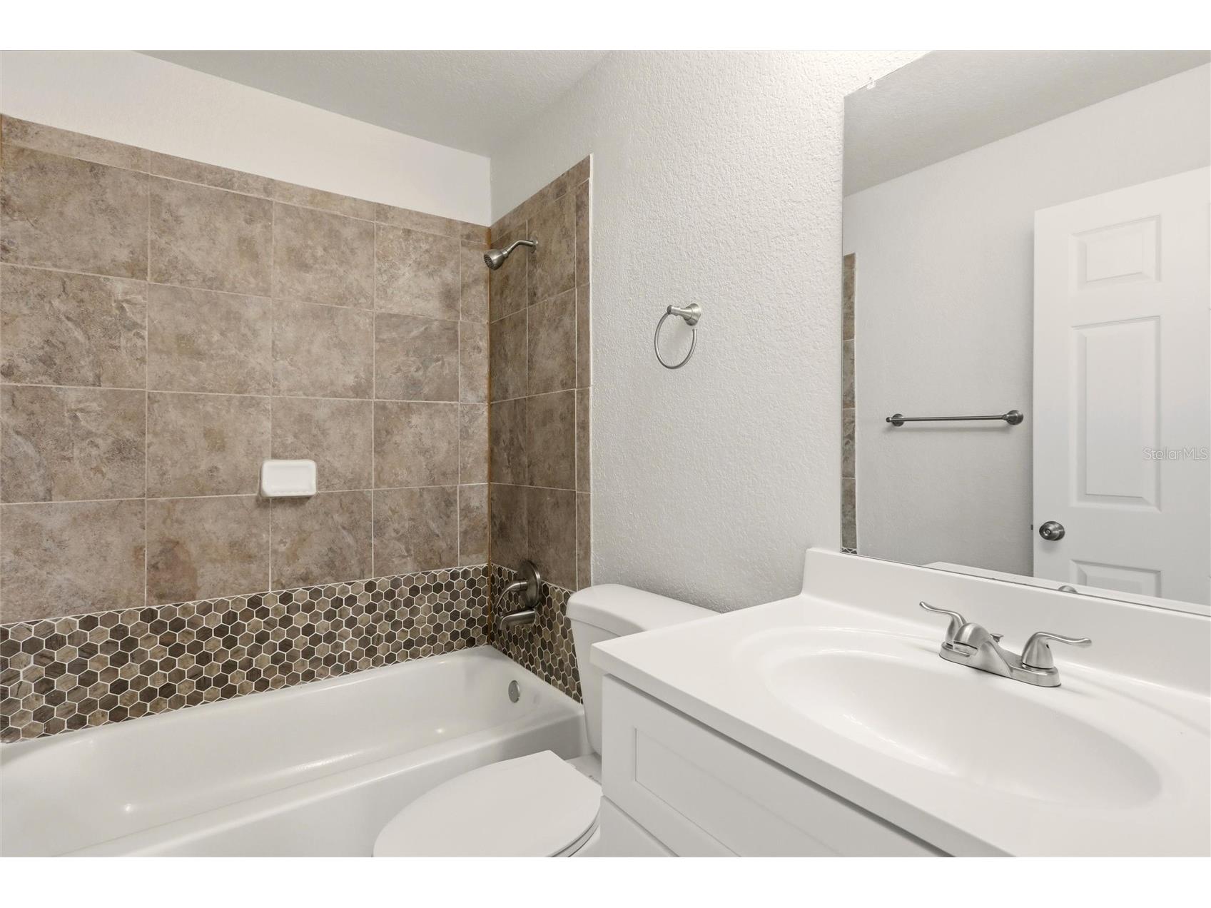 3207 Worthington Avenue North Port FL 34286 C7519017 image21