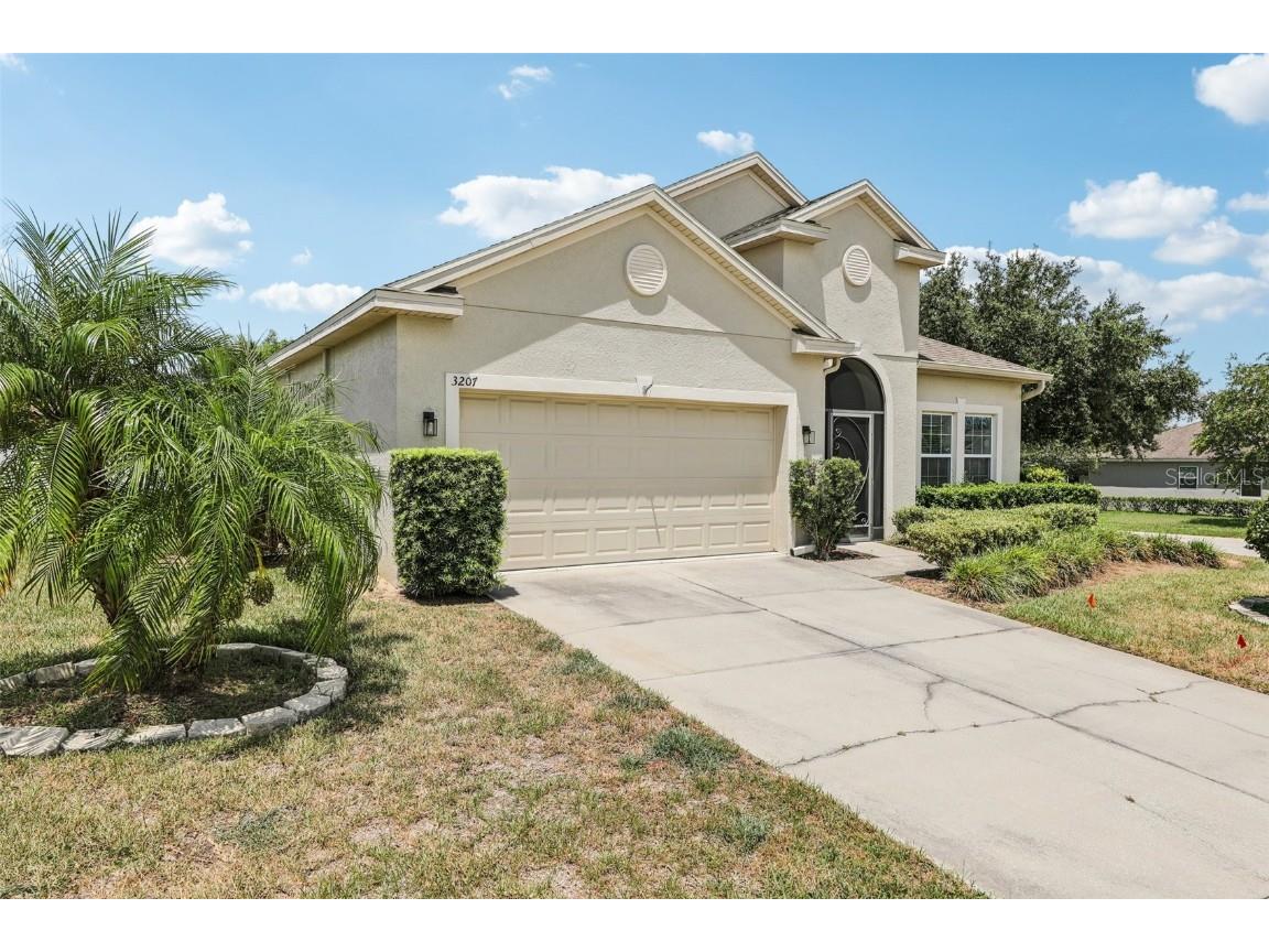 3207 Zander Drive Grand Island FL 32735 - HARRIS CHAIN OF LAKES NEARBY G5105090 image2