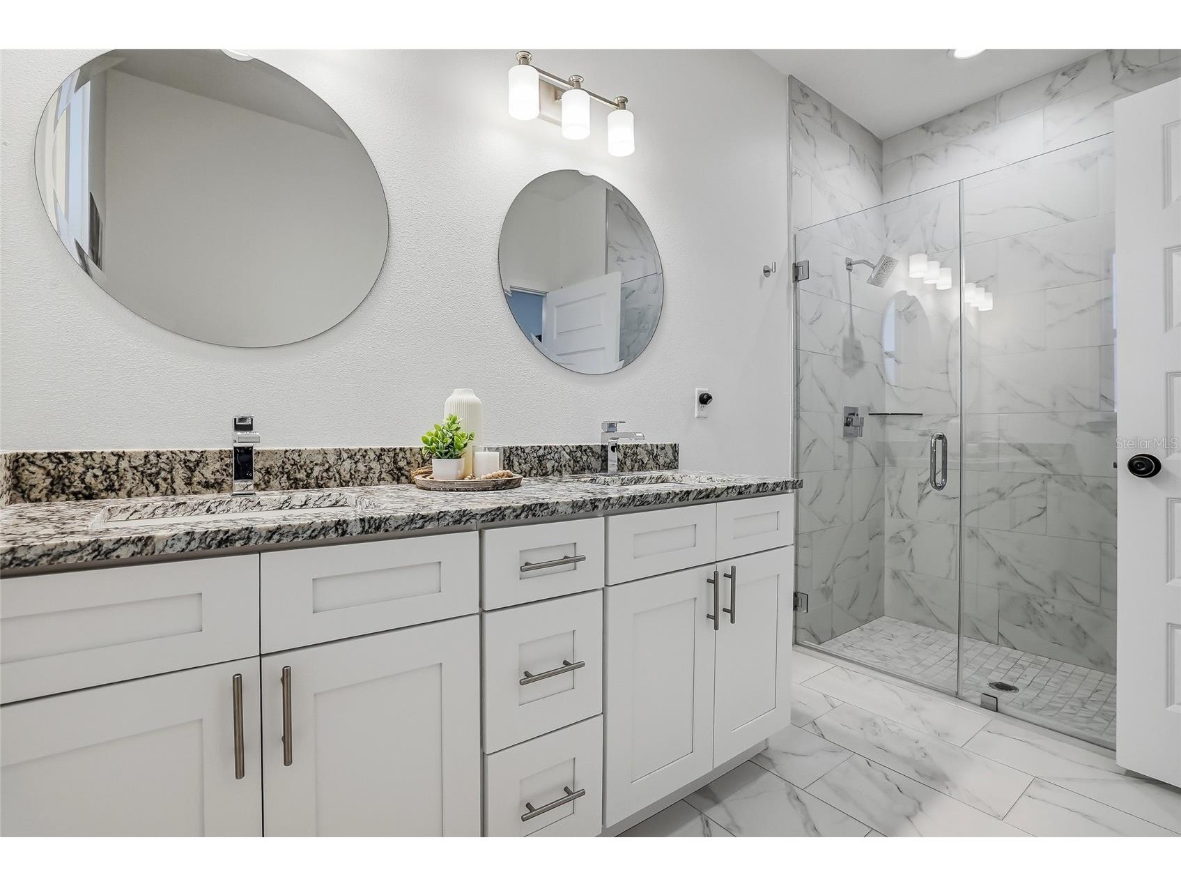 3208 Deleuil Avenue Tampa FL 33610 TB8473217 image14