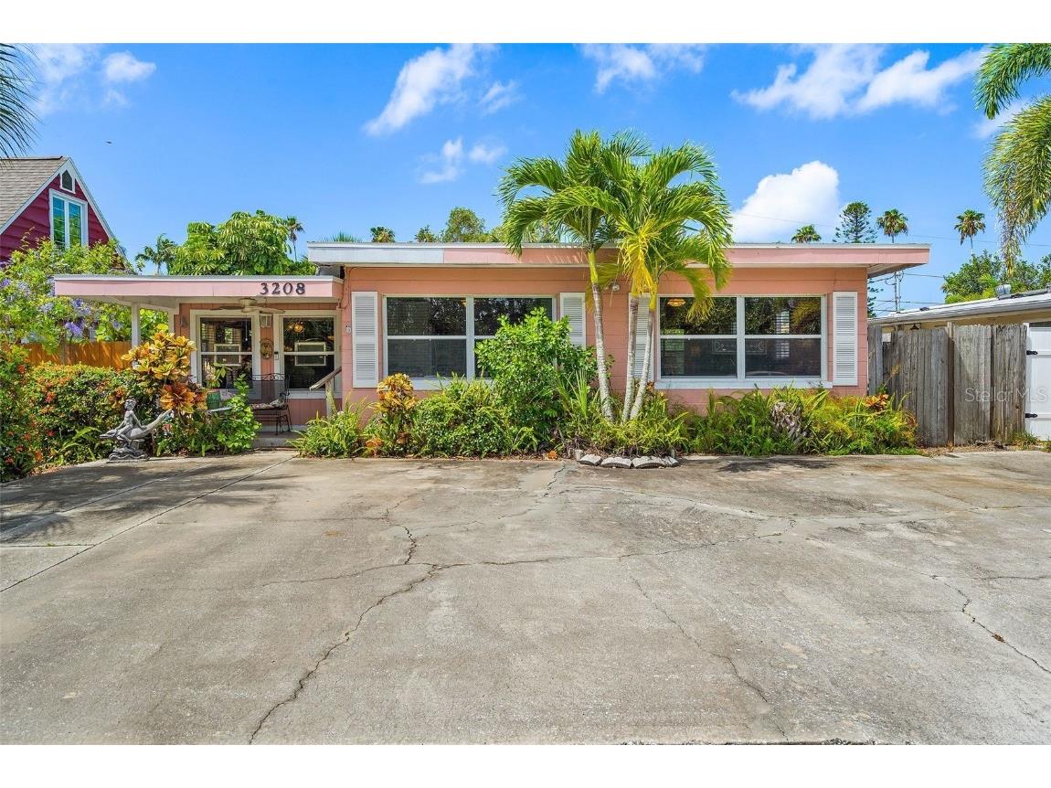 3208 E Maritana Drive Saint Pete Beach FL 33706 U8202895 image1