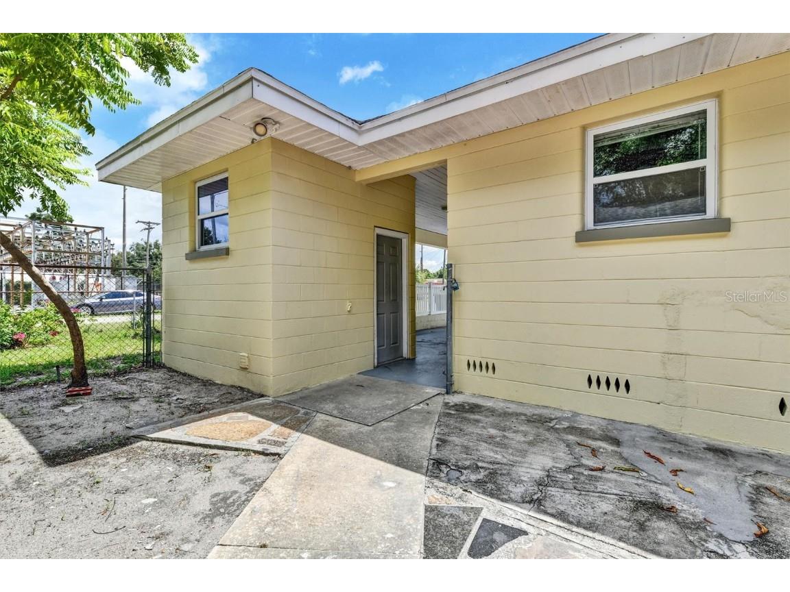 3208 N Avenida Republica De Cuba Tampa FL 33605 TB8414188 image36