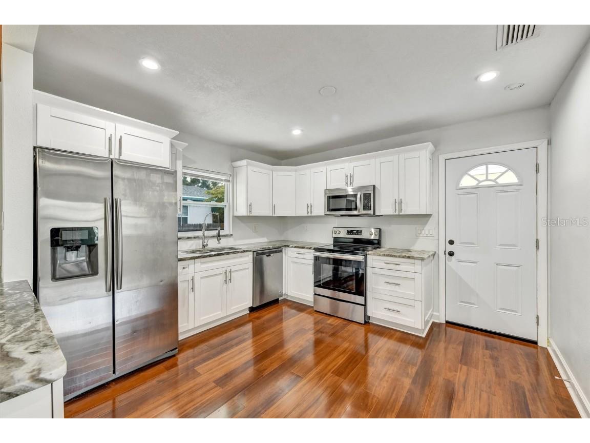 3208 N Avenida Republica De Cuba Tampa FL 33605 TB8458097 image11