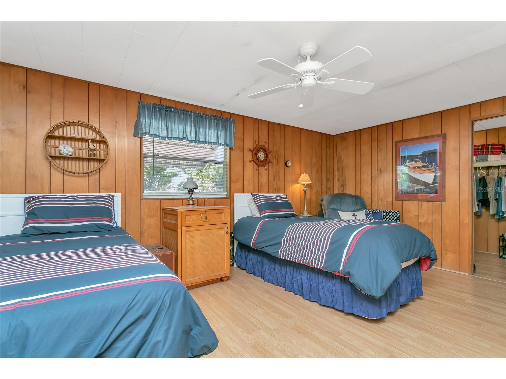 3208 Oakwood Boulevard S Sarasota FL 34237 A4688802 image5