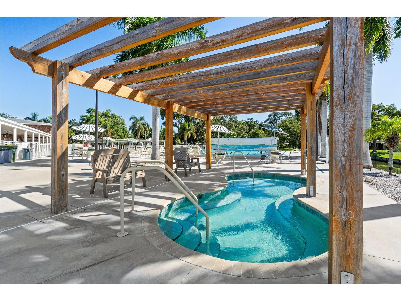 3208 Oakwood Boulevard S Sarasota FL 34237 A4688802 image51