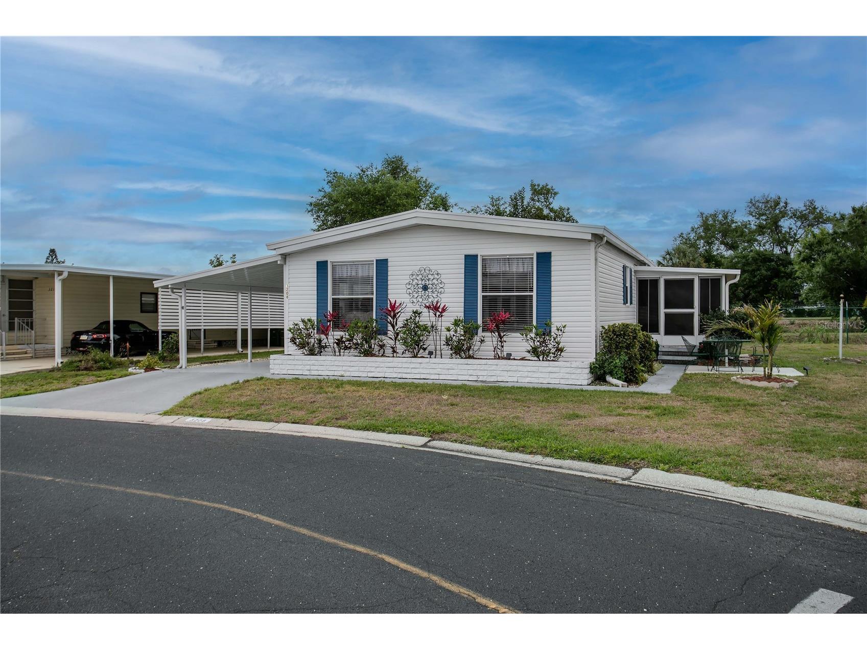 3208 Oakwood Boulevard S Sarasota FL 34237 A4688802 image56