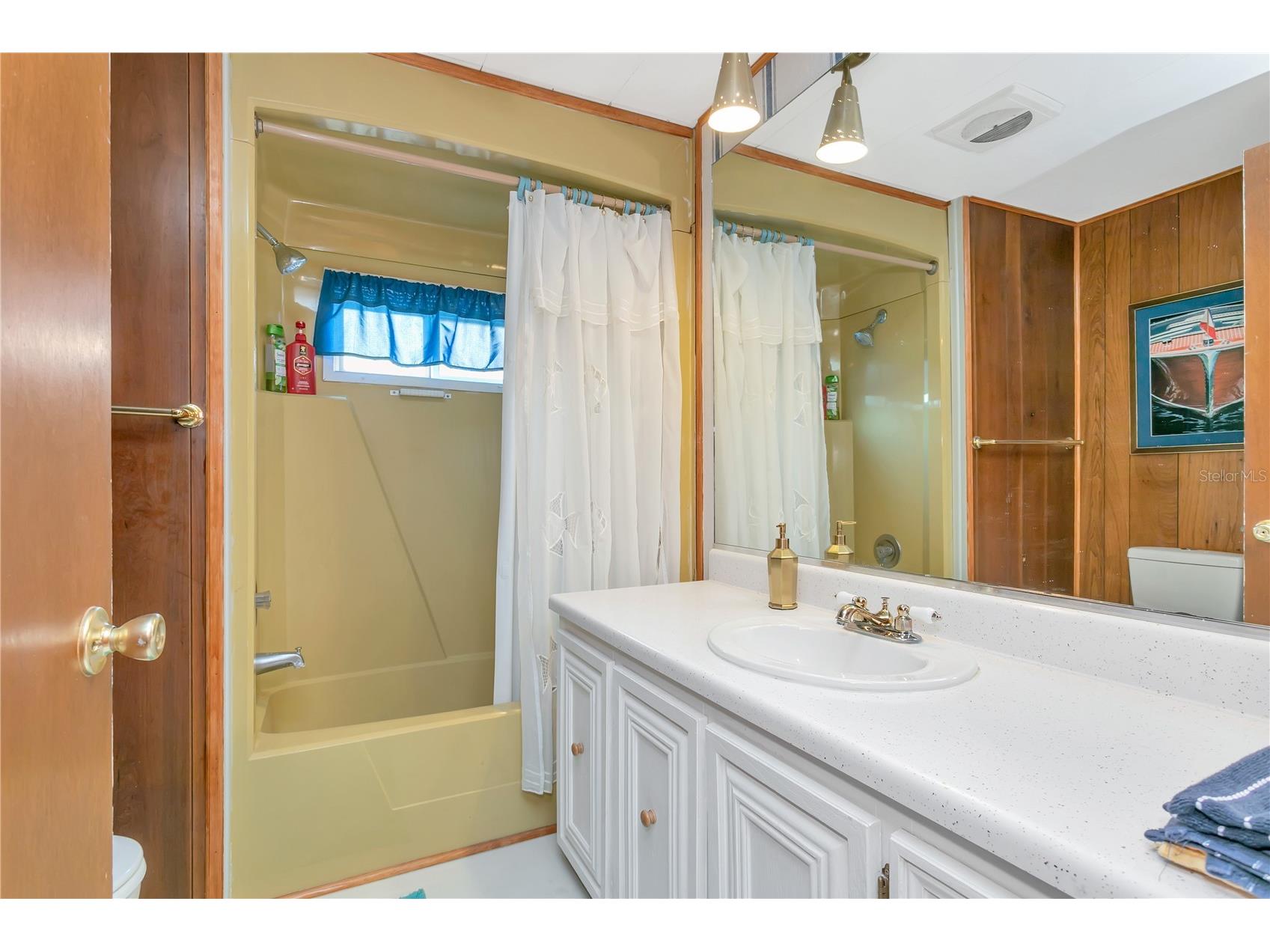 3208 Oakwood Boulevard S Sarasota FL 34237 A4688802 image8