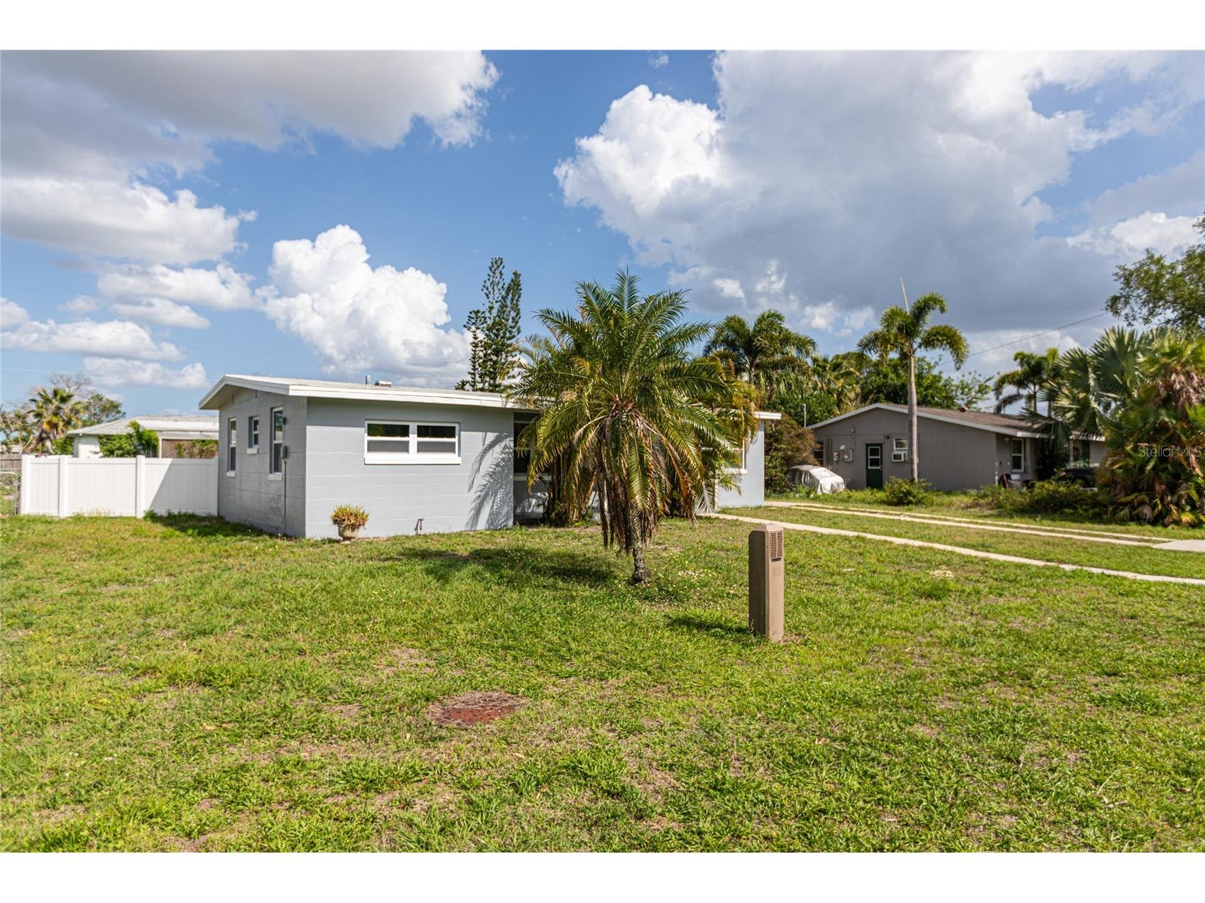 3208 Pinetree Street Port Charlotte FL 33952 V4949166 image21