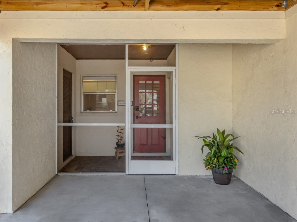 3208 Ramblewood Drive N Sarasota FL 34237 A4669982 image2