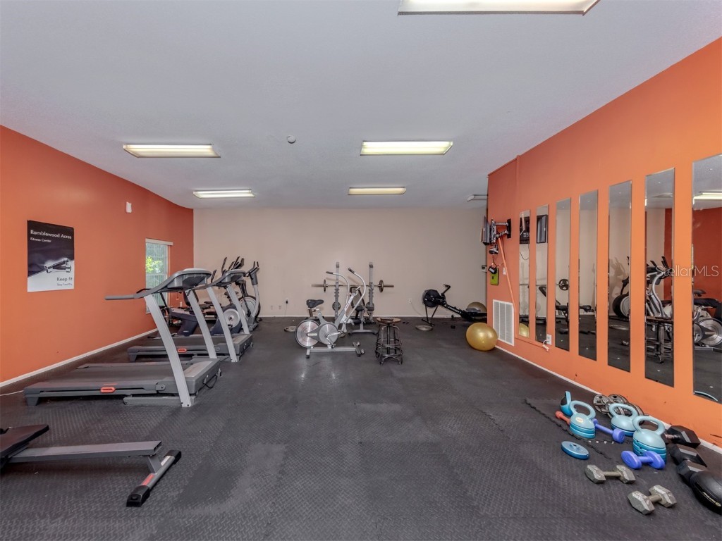 3208 Ramblewood Drive N Sarasota FL 34237 A4669982 image38