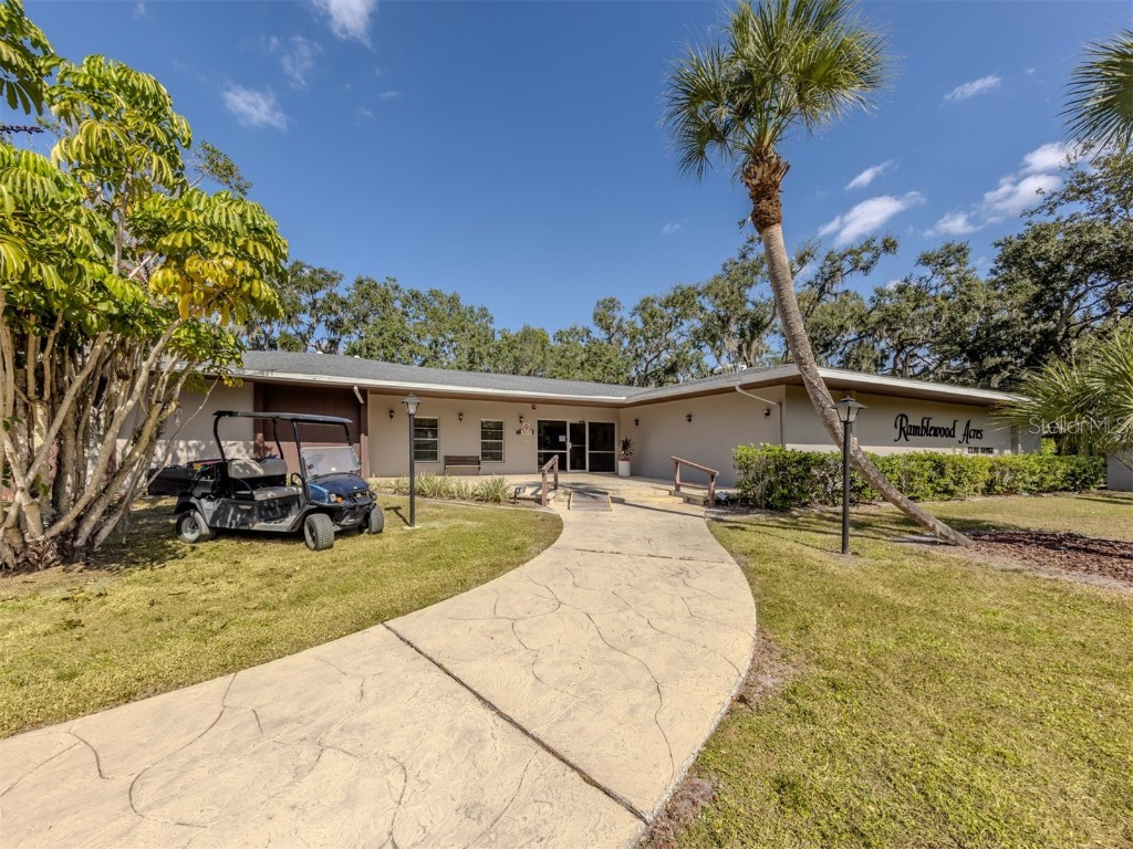 3208 Ramblewood Drive N Sarasota FL 34237 A4669982 image39