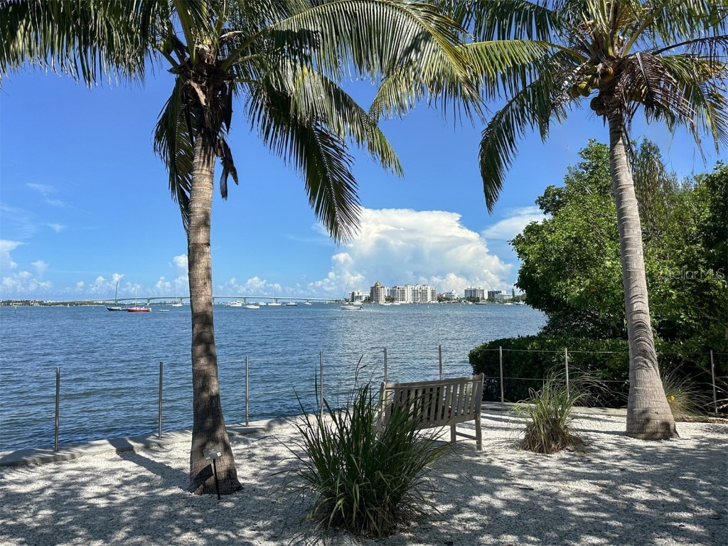 3208 Ramblewood Drive N Sarasota FL 34237 A4669982 image55