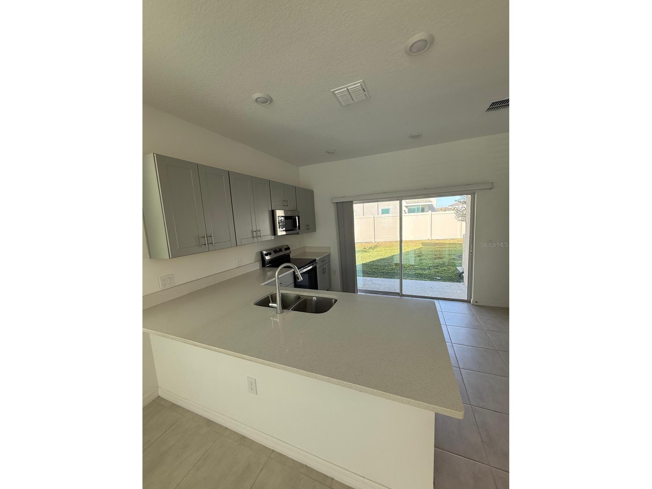 3208 Skyline Loop Kissimmee FL 34758 S5148408 image12