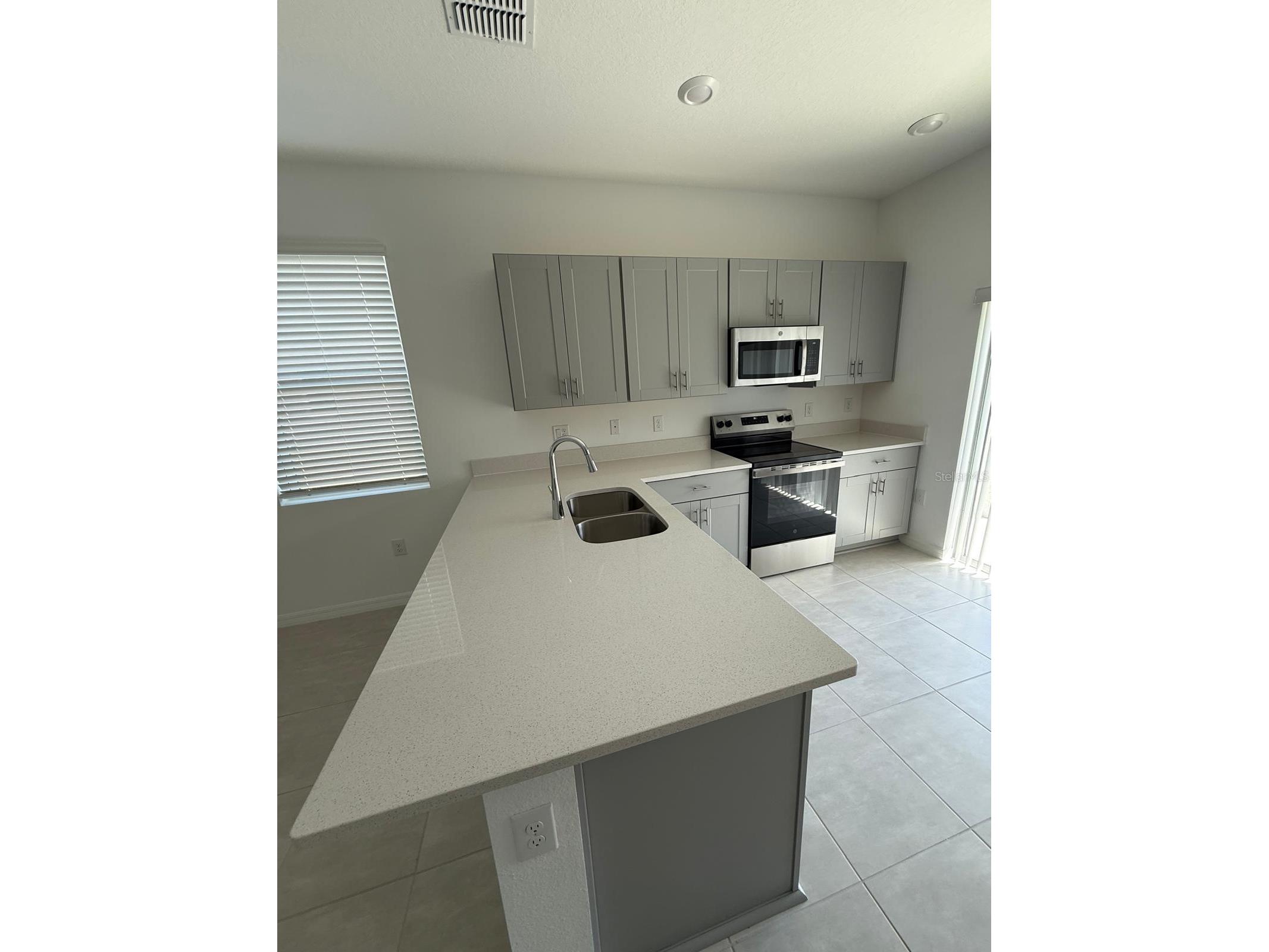 3208 Skyline Loop Kissimmee FL 34758 S5148408 image13