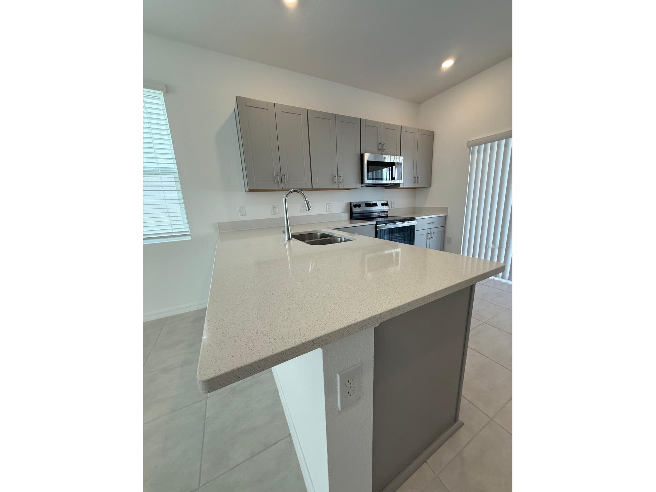 3208 Skyline Loop Kissimmee FL 34758 S5148408 image14