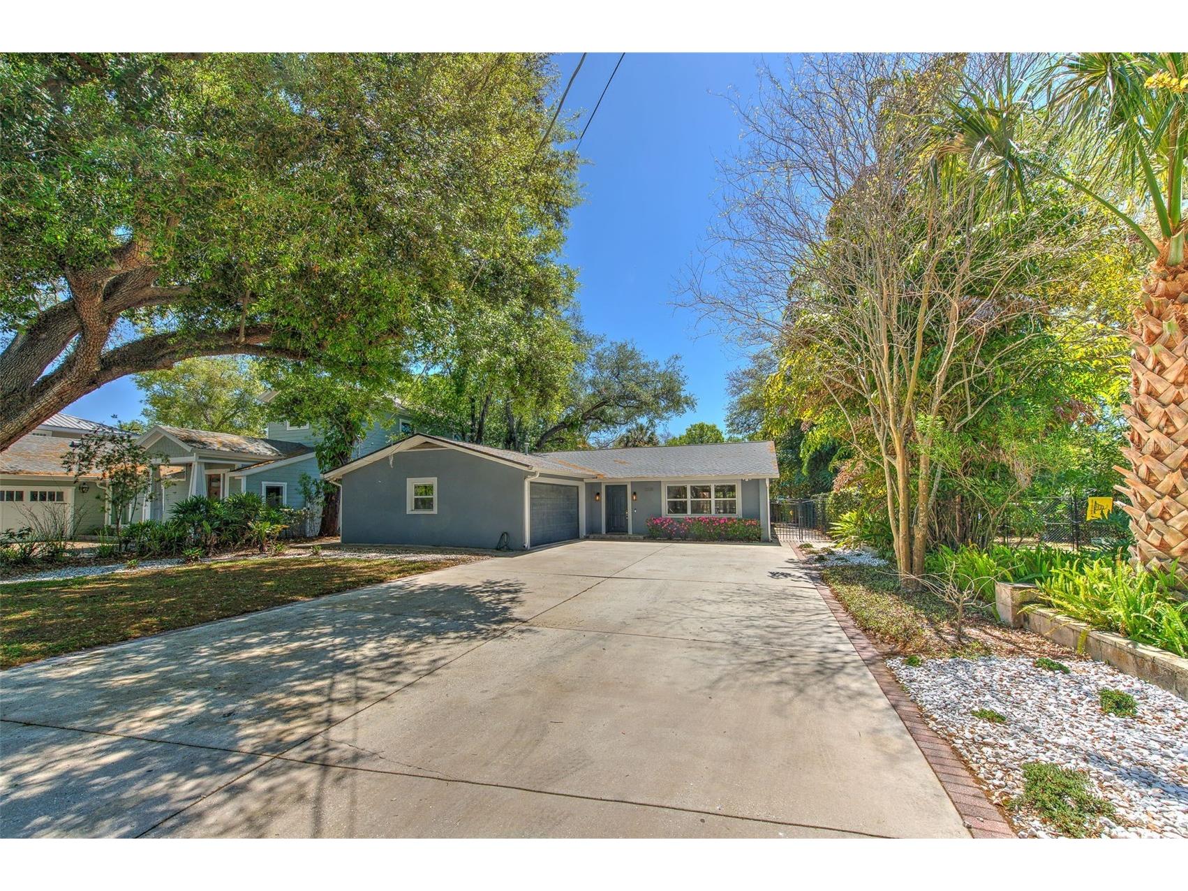 3208 W Hawthorne Road Tampa FL 33611 TB8479770 image1
