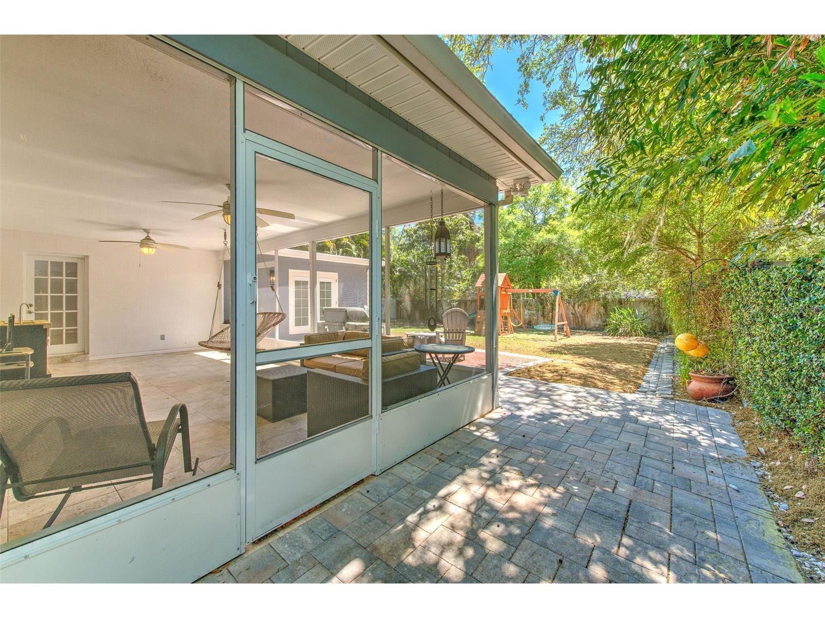 3208 W Hawthorne Road Tampa FL 33611 TB8479770 image21