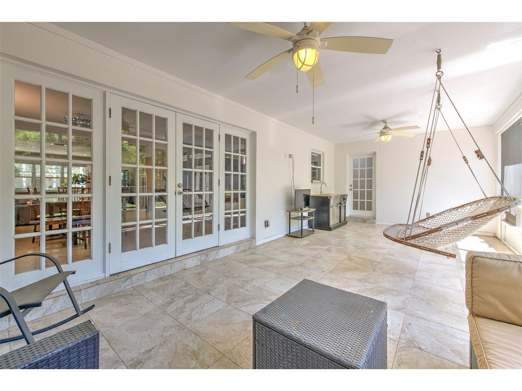 3208 W Hawthorne Road Tampa FL 33611 TB8479770 image22