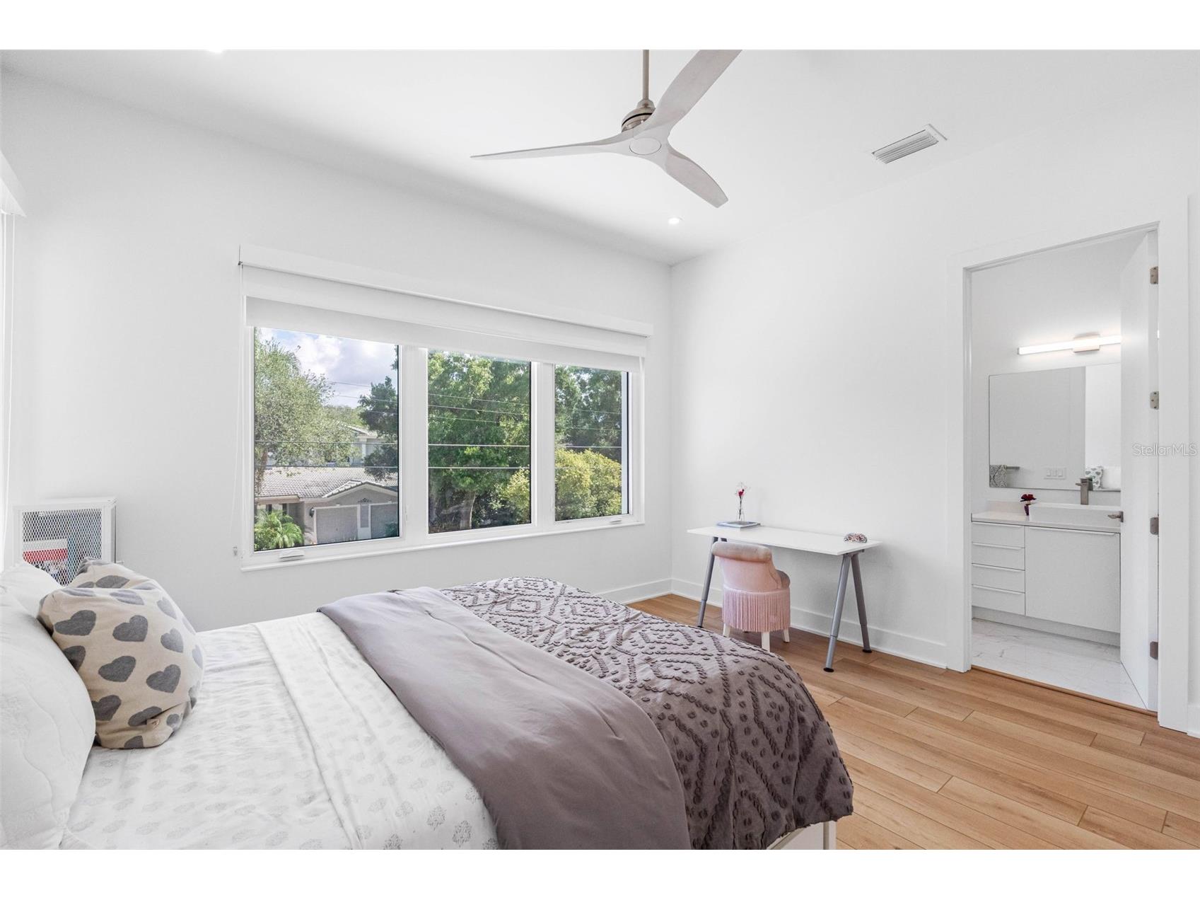 3208 W Lawn Avenue Tampa FL 33611 TB8515630 image39