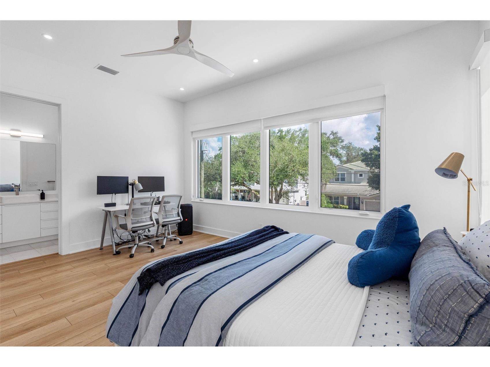 3208 W Lawn Avenue Tampa FL 33611 TB8515630 image43