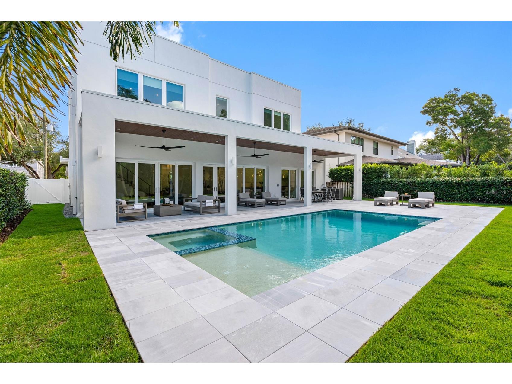 3208 W Lawn Avenue Tampa FL 33611 TB8515630 image55