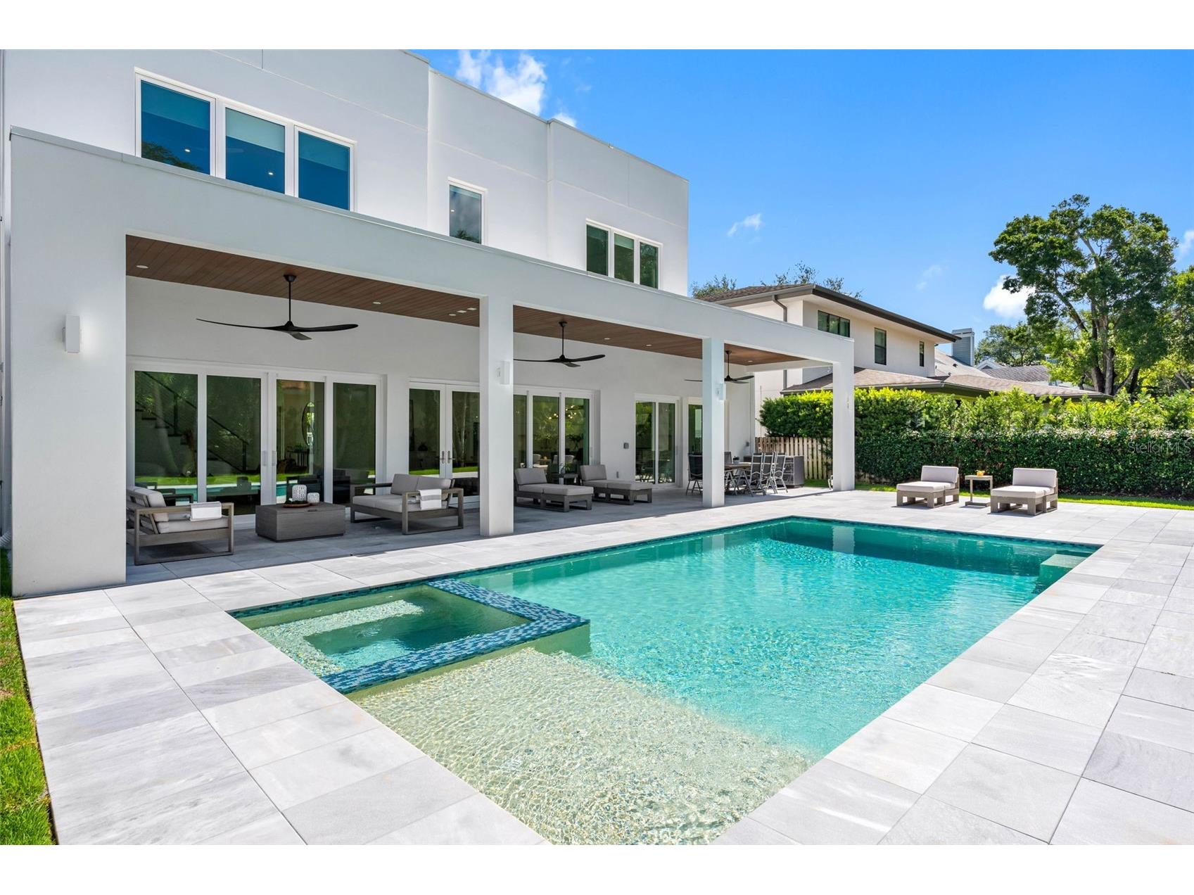 3208 W Lawn Avenue Tampa FL 33611 TB8515630 image56