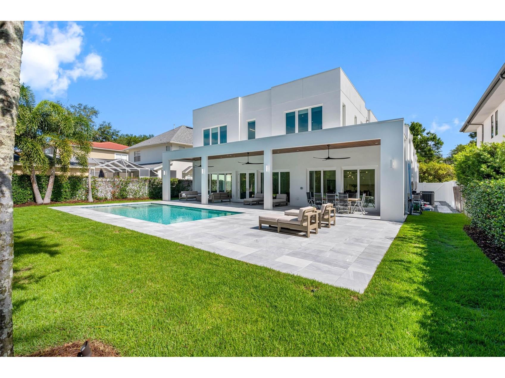 3208 W Lawn Avenue Tampa FL 33611 TB8515630 image59