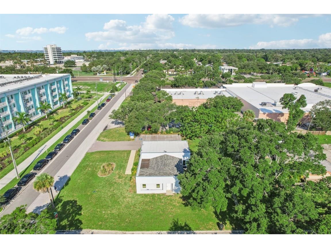 3209 30th Avenue S Saint Petersburg FL 33712 U8253554 image10