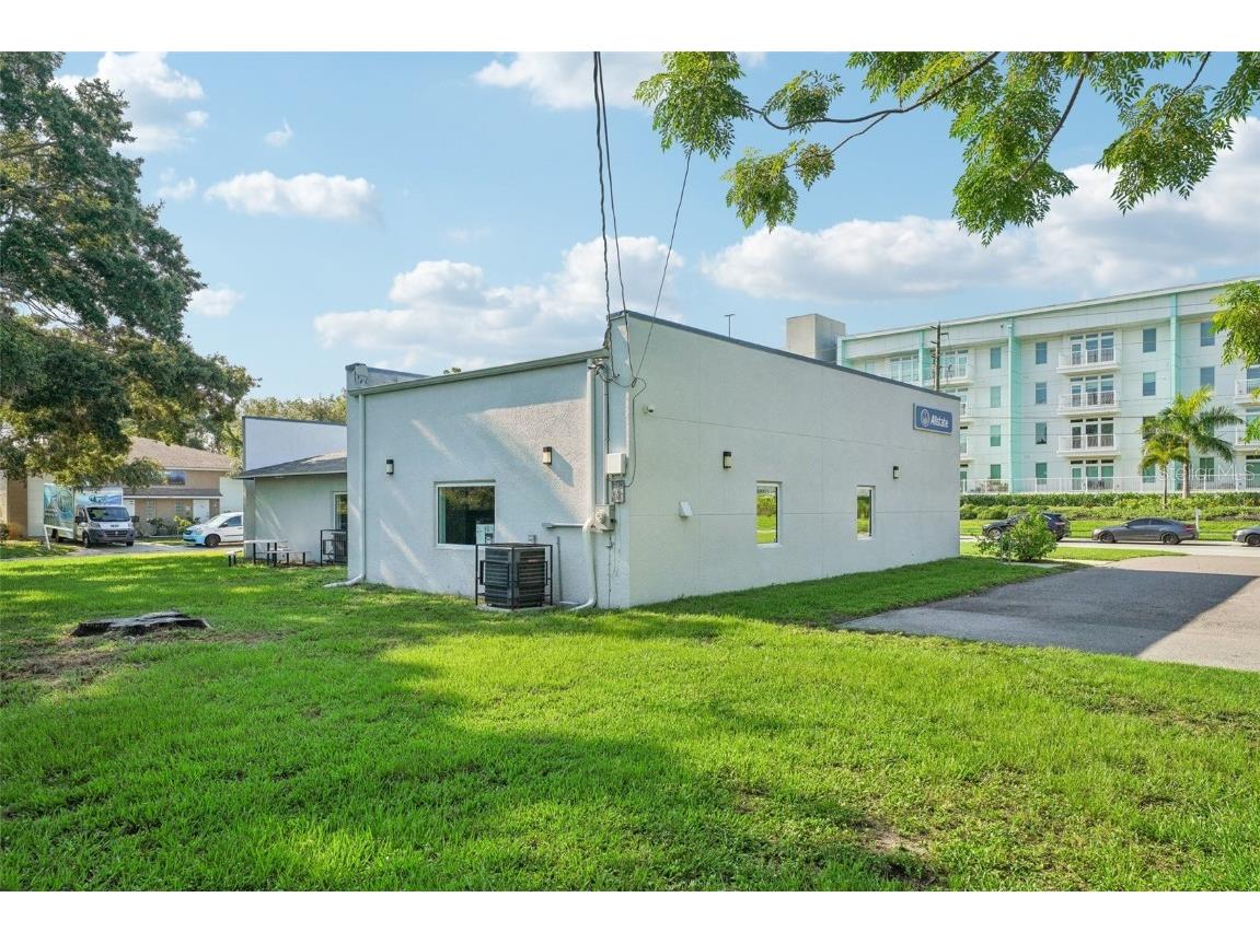3209 30th Avenue S Saint Petersburg FL 33712 U8253554 image14