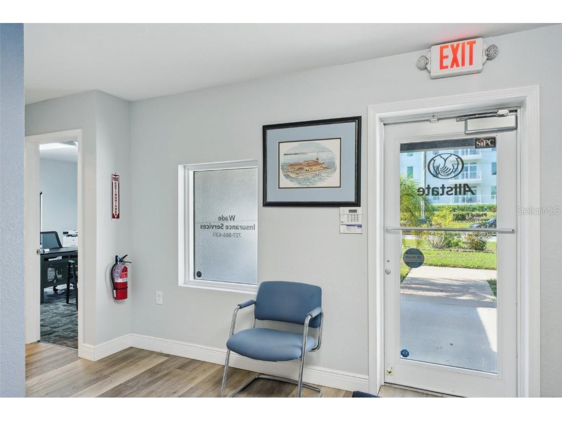 3209 30th Avenue S Saint Petersburg FL 33712 U8253554 image24