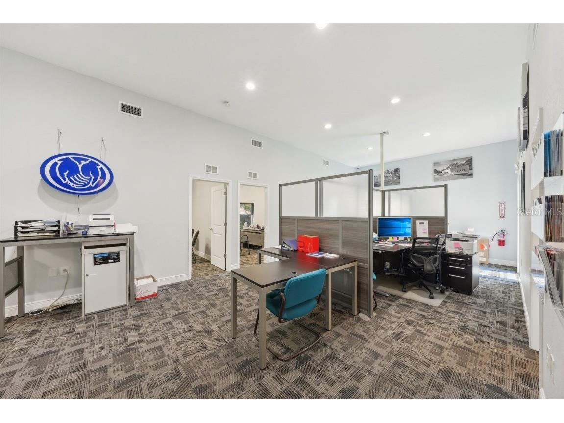 3209 30th Avenue S Saint Petersburg FL 33712 U8253554 image41